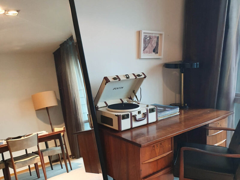 Mirror and Desk 2 - Ohtel Suite